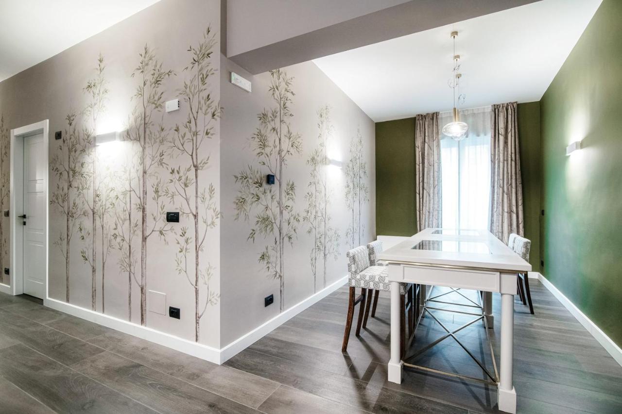 In Centro Luxury Rooms Como Exterior foto