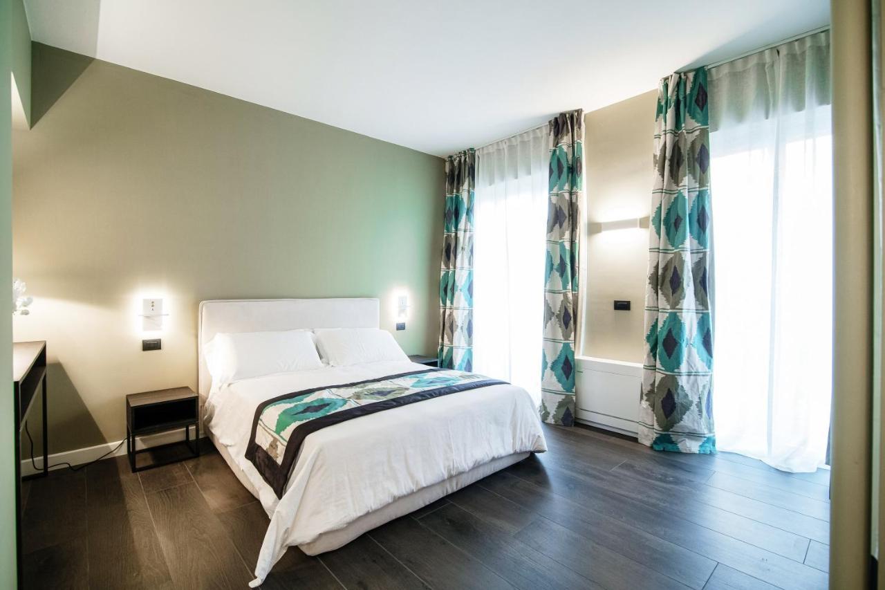 In Centro Luxury Rooms Como Exterior foto