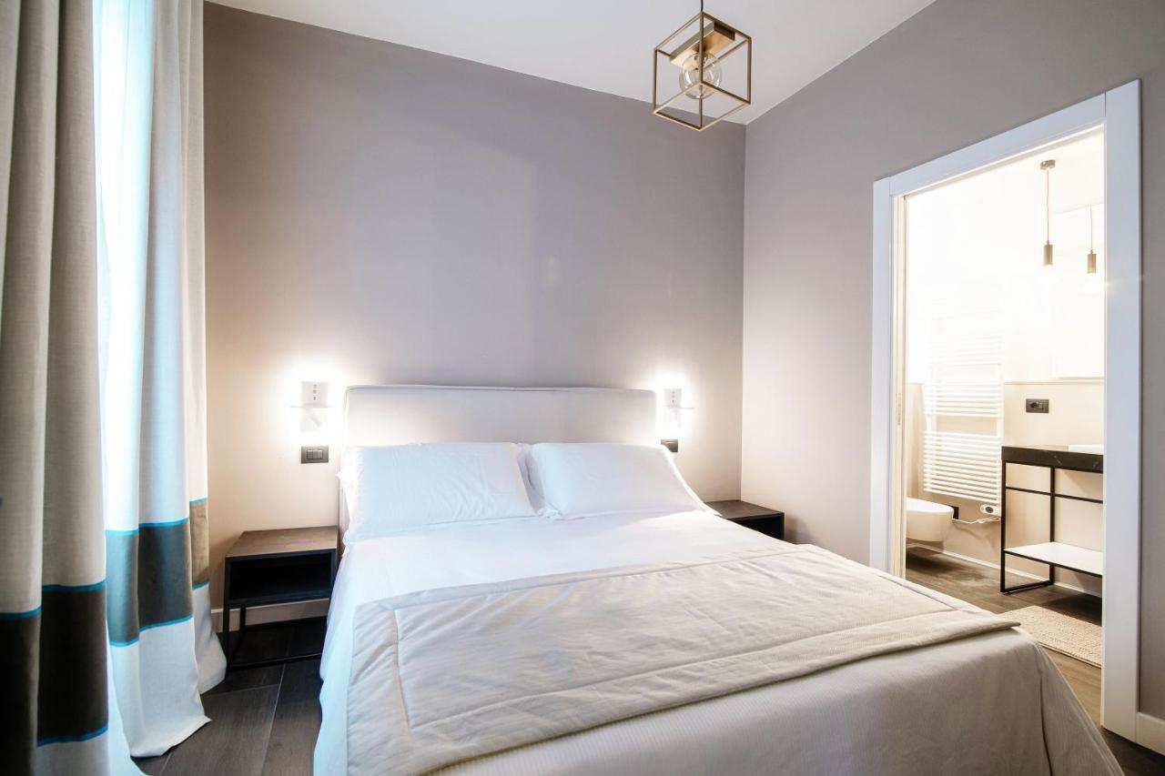 In Centro Luxury Rooms Como Exterior foto